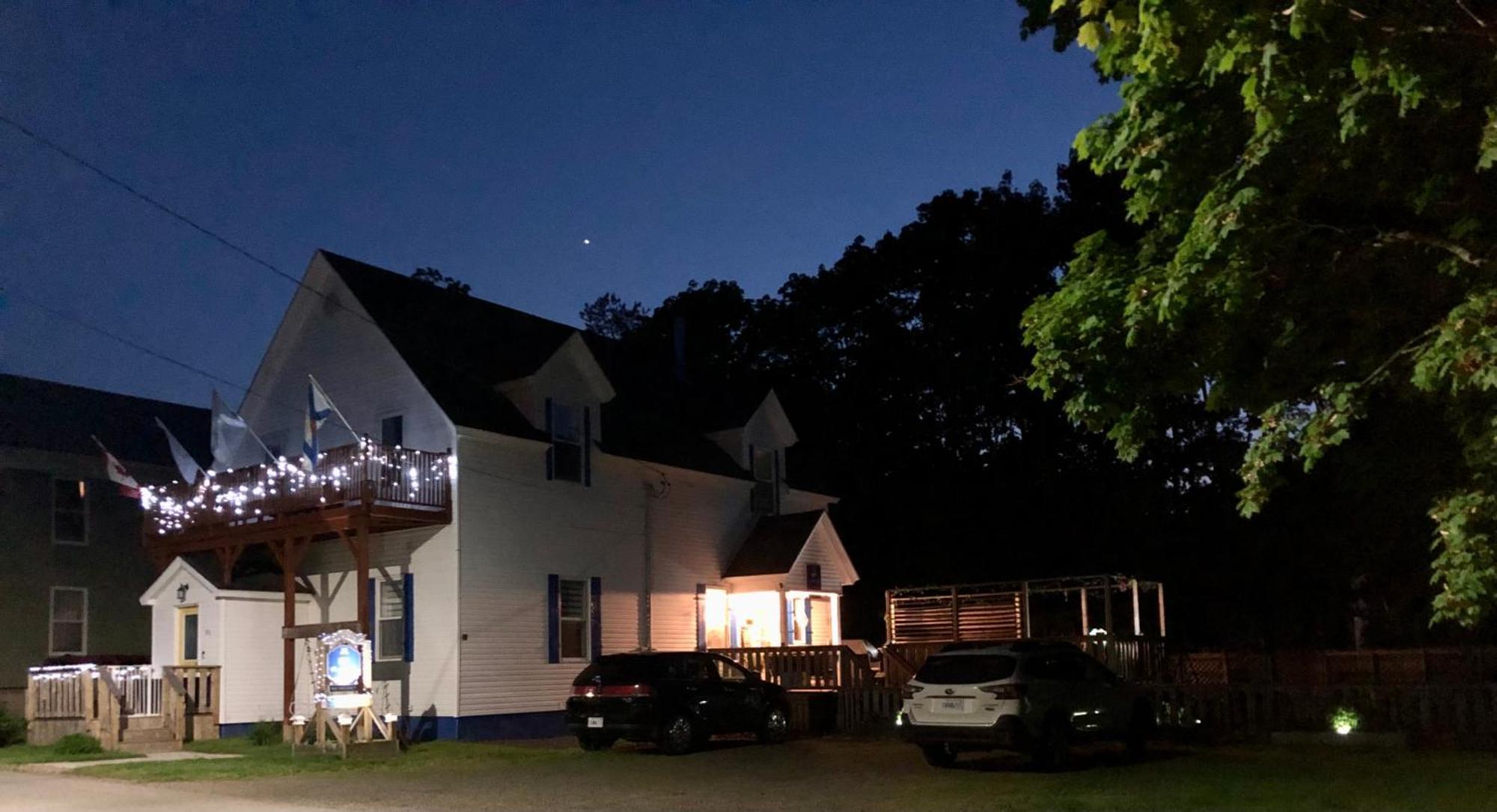 Pleasant Street Inn Parrsboro Exterior photo